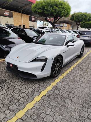 PORSCHE TAYCAN ELÉTRICO
